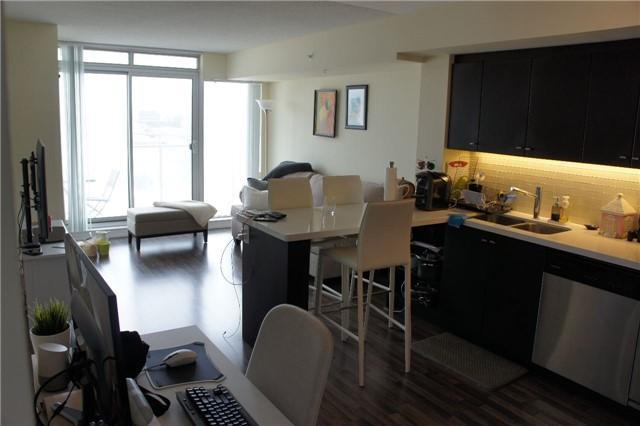 1002 - 565 Wilson Ave, Condo with 2 bedrooms, 2 bathrooms and 1 parking in Toronto ON | Image 3