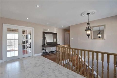 97 Latania Blvd, House detached with 3 bedrooms, 4 bathrooms and 18 parking in Brampton ON | Image 4