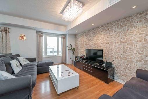 211 - 308 John St, Townhouse with 2 bedrooms, 3 bathrooms and 1 parking in Markham ON | Image 3