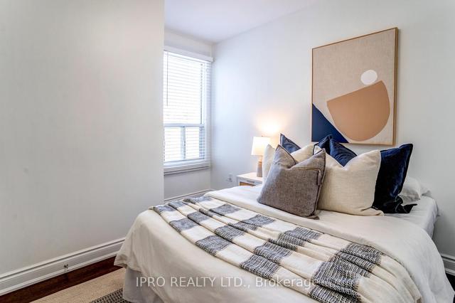 112 Withrow Ave, House semidetached with 3 bedrooms, 4 bathrooms and 1 parking in Toronto ON | Image 16