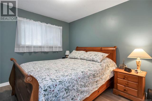 5 - 251 Mcphedran Rd, House attached with 2 bedrooms, 1 bathrooms and 2 parking in Campbell River BC | Image 15