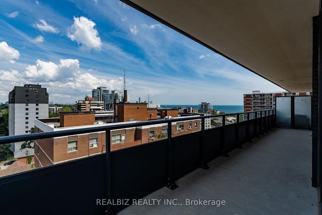 1112 - 21 Park St E, Condo with 2 bedrooms, 2 bathrooms and 1 parking in Mississauga ON | Image 32