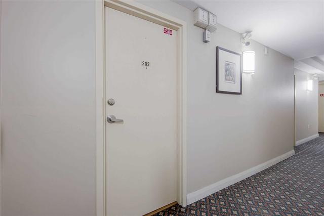 203 - 35 Hunt Ave, Condo with 2 bedrooms, 2 bathrooms and 1 parking in Richmond Hill ON | Image 26
