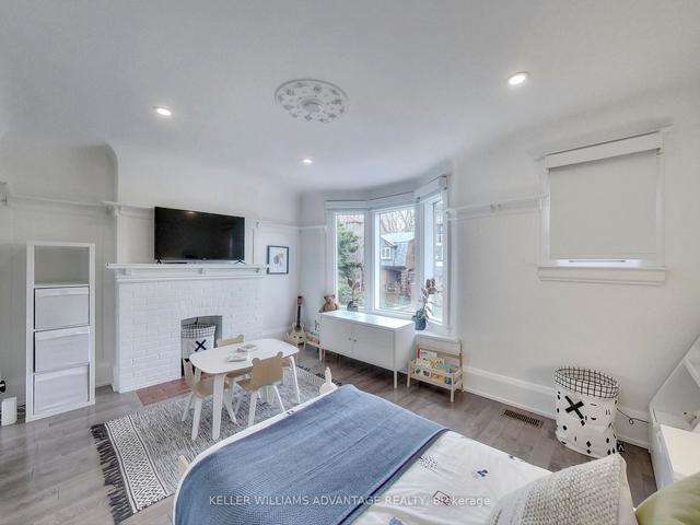 12 Ridley Gdns, House semidetached with 3 bedrooms, 3 bathrooms and 0 parking in Toronto ON | Image 20