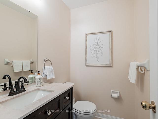 49 Wharnsby Dr, House detached with 4 bedrooms, 4 bathrooms and 6 parking in Toronto ON | Image 38
