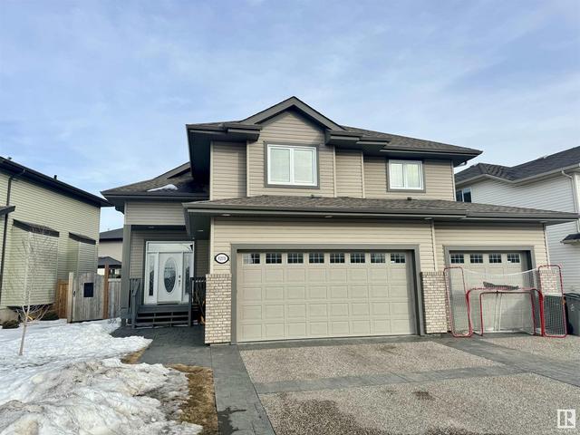 8209 96 St, House detached with 4 bedrooms, 3 bathrooms and 3 parking in Morinville AB | Image 2