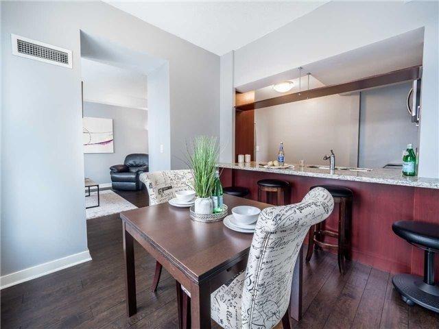 Th301 - 36 Lee Centre Dr, Townhouse with 2 bedrooms, 2 bathrooms and 1 parking in Toronto ON | Image 9