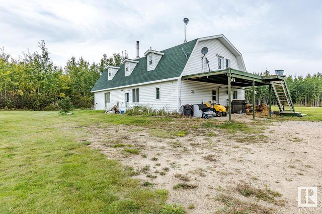 23118 Twp 584, House detached with 4 bedrooms, 3 bathrooms and 10 parking in Thorhild County AB | Image 10