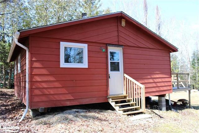 270 Whalley Lake Road, House detached with 3 bedrooms, 1 bathrooms and 4 parking in Magnetawan ON | Image 26