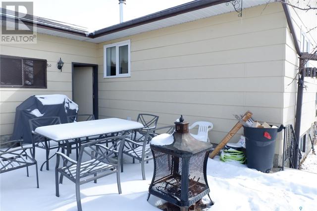 150 3rd Street W, House detached with 5 bedrooms, 3 bathrooms and null parking in Coronach SK | Image 38