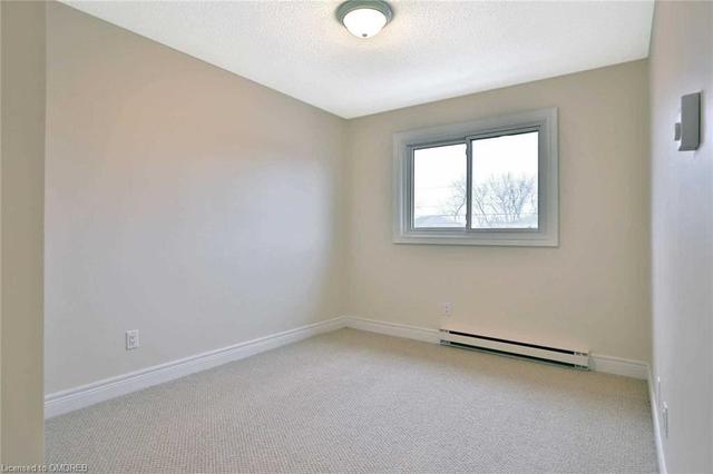 25 - 5013 Pinedale Ave, Townhouse with 3 bedrooms, 2 bathrooms and 2 parking in Burlington ON | Image 5