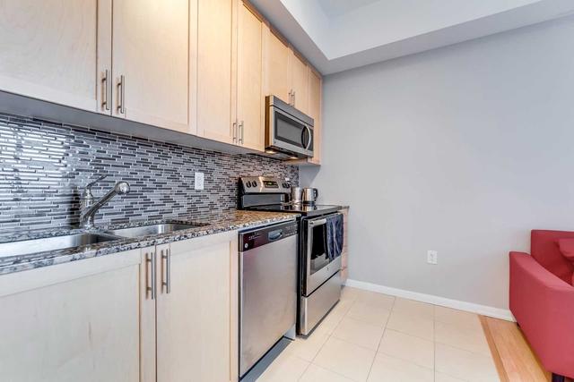829 - 830 Lawrence Ave W, Condo with 1 bedrooms, 1 bathrooms and 1 parking in Toronto ON | Image 6