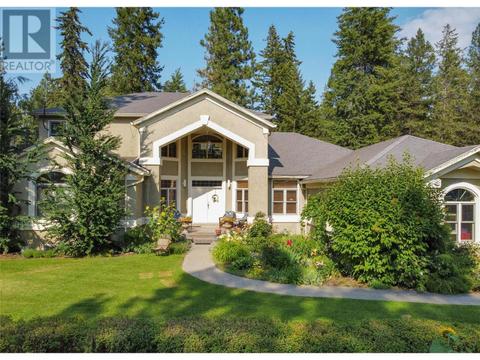 3605 Luxmoore Road, House detached with 5 bedrooms, 3 bathrooms and 8 parking in Kelowna BC | Card Image