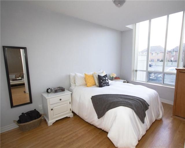 134 - 18 Mondeo Dr, Condo with 1 bedrooms, 1 bathrooms and 1 parking in Toronto ON | Image 10