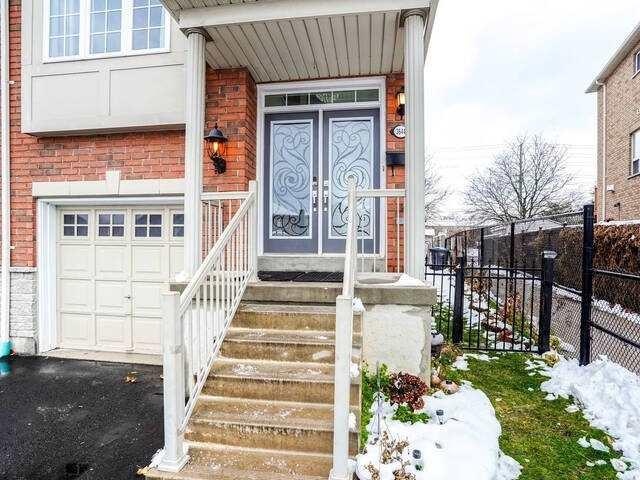 3644 Twinmaple Dr, House semidetached with 3 bedrooms, 4 bathrooms and 5 parking in Mississauga ON | Image 23