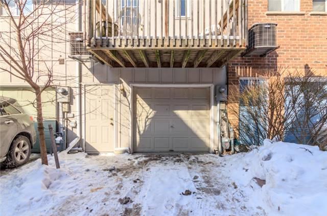 Upper - 35 Rankin Cres, House attached with 3 bedrooms, 2 bathrooms and 1 parking in Toronto ON | Image 14