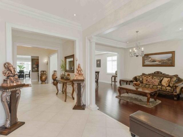 34 Kelways Circ, House detached with 5 bedrooms, 6 bathrooms and 11 parking in Brampton ON | Image 3