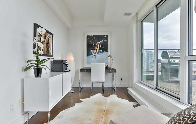 ph1603 - 39 Sherbourne St, Condo with 1 bedrooms, 2 bathrooms and 1 parking in Toronto ON | Image 15