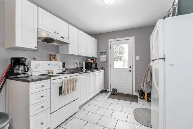34 Willow Dr, House other with 3 bedrooms, 2 bathrooms and 3 parking in Barrie ON | Image 26