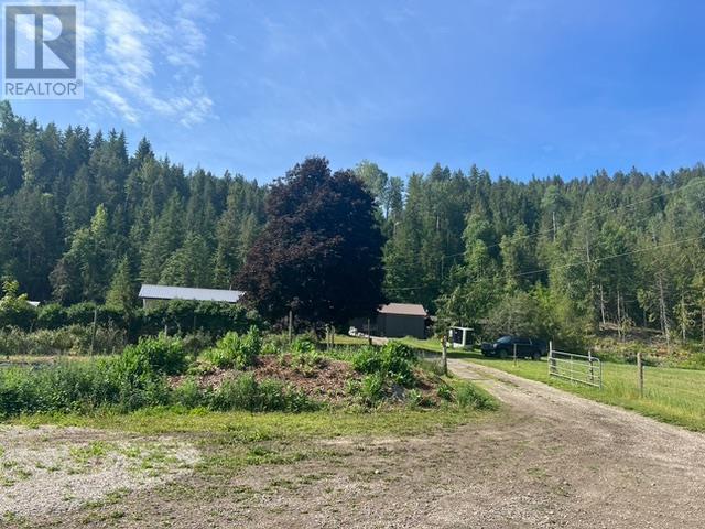 1538 Highway 6, House detached with 3 bedrooms, 1 bathrooms and 14 parking in Lumby BC | Image 50