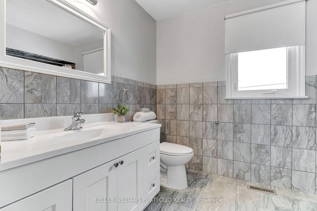 81 Powell Rd, House detached with 3 bedrooms, 2 bathrooms and 7 parking in Toronto ON | Image 16