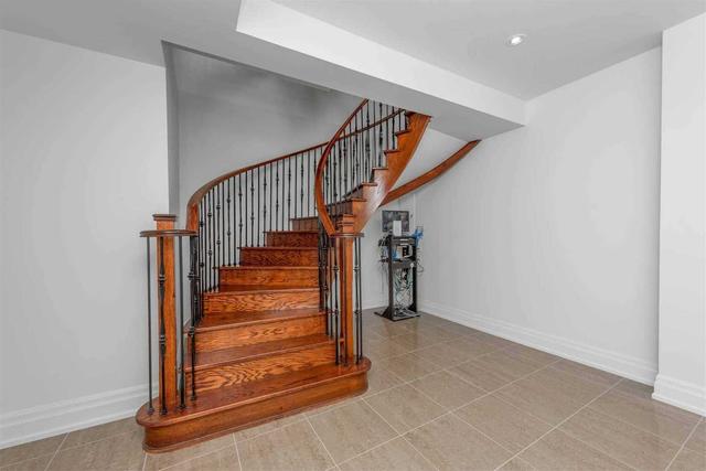 1853 Ivygate Crt, House detached with 4 bedrooms, 6 bathrooms and 9 parking in Mississauga ON | Image 26