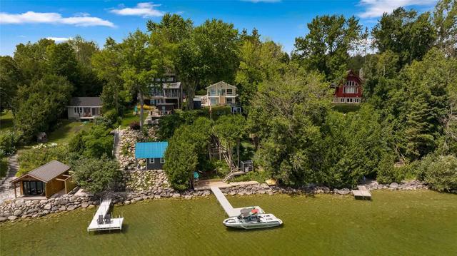 2371 Lakeshore Rd E, House detached with 2 bedrooms, 2 bathrooms and 6 parking in Oro Medonte ON | Image 1