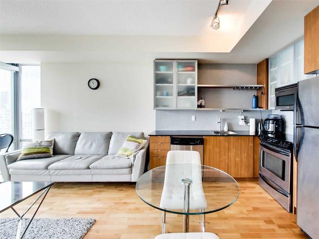2601 - 33 Lombard St, Condo with 1 bedrooms, 1 bathrooms and 1 parking in Toronto ON | Image 17