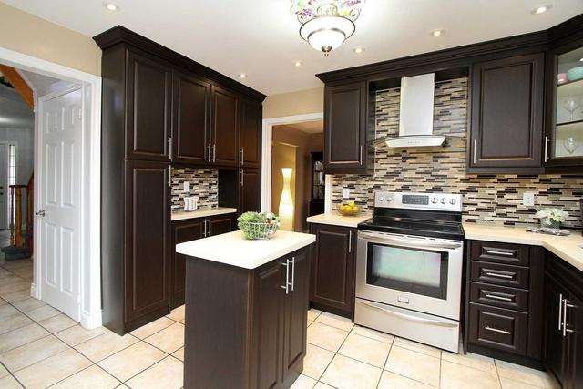 58 Grover Dr, House detached with 4 bedrooms, 4 bathrooms and 4 parking in Toronto ON | Image 31