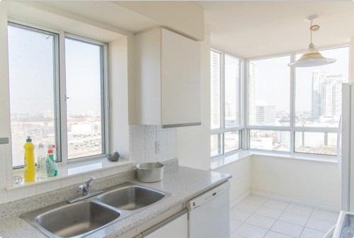 1706 - 115 Omni Dr, Condo with 3 bedrooms, 2 bathrooms and 1 parking in Toronto ON | Image 10