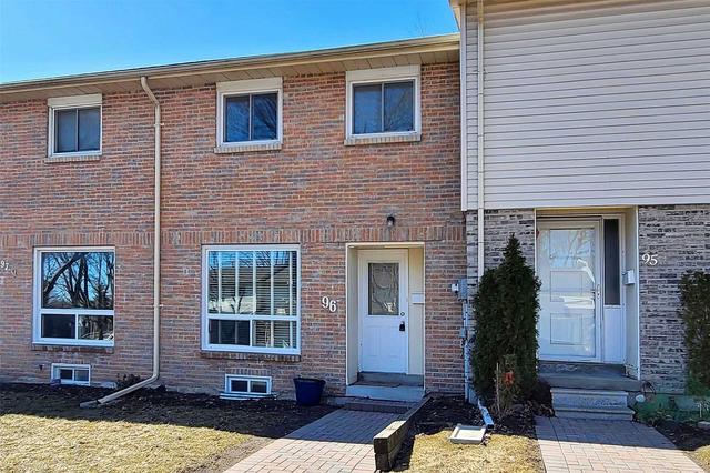 96 - 611 Galahad Dr, Townhouse with 3 bedrooms, 2 bathrooms and 1 parking in Oshawa ON | Image 1