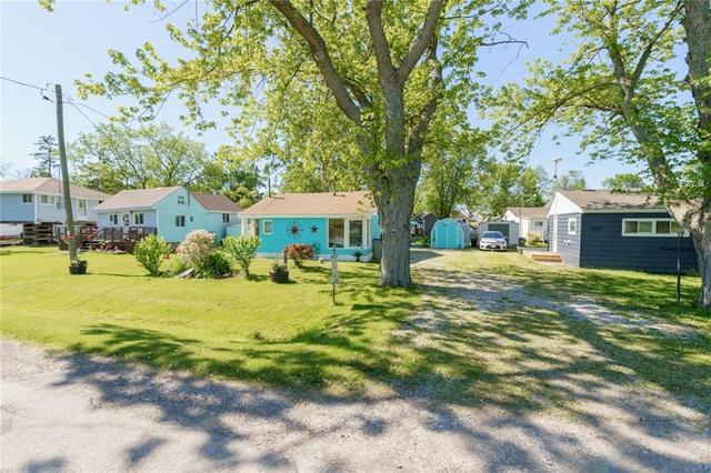 1070 Lakeshore Road, House detached with 2 bedrooms, 1 bathrooms and 2 parking in Haldimand County ON | Image 33