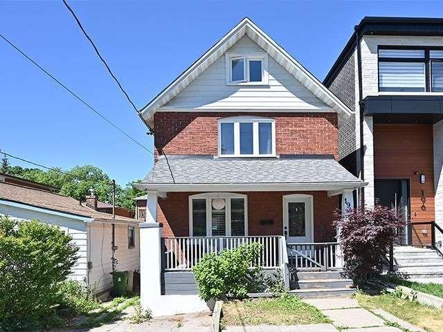 194 Audrey Ave, House detached with 4 bedrooms, 3 bathrooms and 1 parking in Toronto ON | Image 1