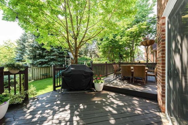2176 North Ridge Tr, House detached with 4 bedrooms, 4 bathrooms and 4 parking in Oakville ON | Image 35