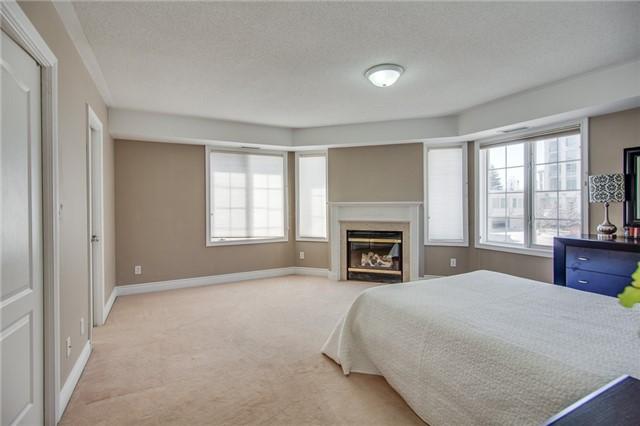 th17 - 2 Rean Dr, Townhouse with 3 bedrooms, 3 bathrooms and 2 parking in Toronto ON | Image 19