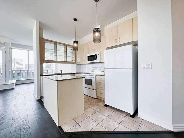 308 - 797 Don Mills Rd, Condo with 2 bedrooms, 2 bathrooms and 1 parking in Toronto ON | Image 6