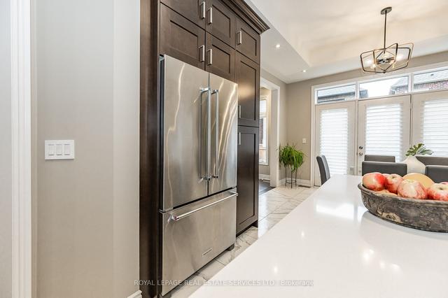 3048 Parsonage Cres, House detached with 4 bedrooms, 3 bathrooms and 4 parking in Oakville ON | Image 33