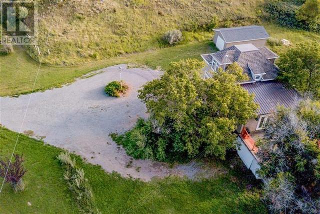 1410 Mossing Acreage, House detached with 3 bedrooms, 2 bathrooms and 8 parking in Moose Jaw SK | Image 8