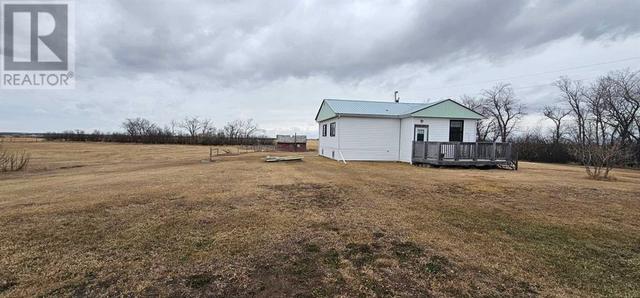 40313 Range Road 131, House detached with 2 bedrooms, 2 bathrooms and null parking in Flagstaff County AB | Image 2