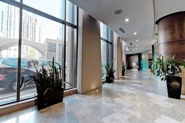 915 - 15 Northtown Way, Condo with 1 bedrooms, 2 bathrooms and 1 parking in Toronto ON | Image 15