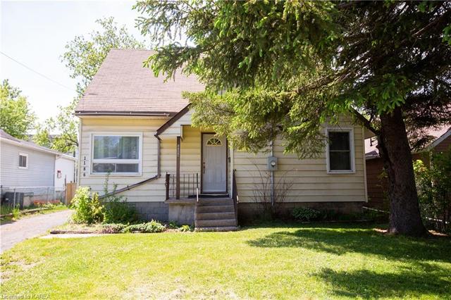 1186 Montreal Street, House detached with 4 bedrooms, 2 bathrooms and 6 parking in Kingston ON | Image 2