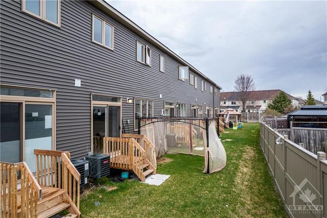 2172 Winsome Terrace, Townhouse with 3 bedrooms, 3 bathrooms and 3 parking in Ottawa ON | Image 26