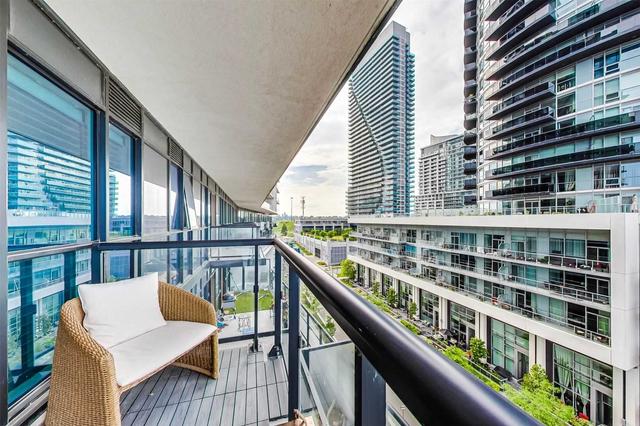 615 - 39 Annie Craig Dr, Condo with 2 bedrooms, 2 bathrooms and 1 parking in Toronto ON | Image 22