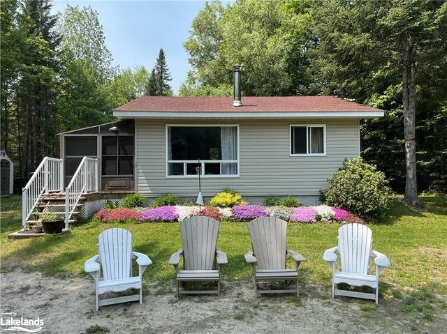 1023 Harmony Lane Private, House detached with 2 bedrooms, 1 bathrooms and 8 parking in Bracebridge ON | Image 18