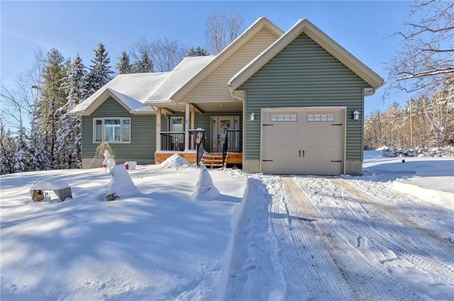 1223 Fraser Road, House detached with 3 bedrooms, 1 bathrooms and 4 parking in Greater Madawaska ON | Image 1