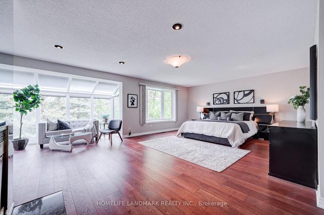 27 Manorcrest Dr, House detached with 5 bedrooms, 7 bathrooms and 9 parking in Toronto ON | Image 10