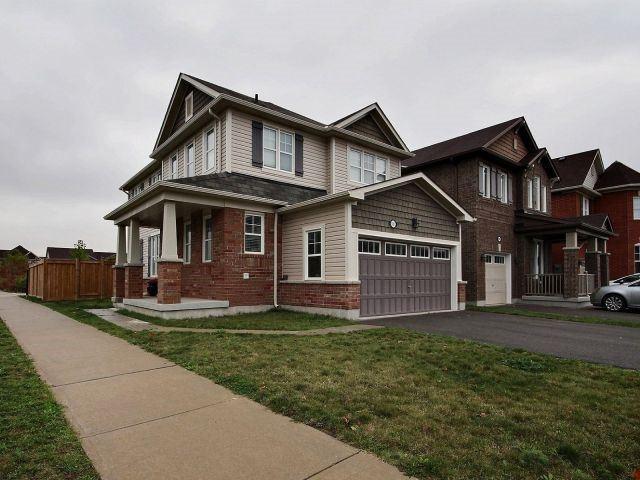 1001 Tock Clse, House detached with 3 bedrooms, 3 bathrooms and 4 parking in Milton ON | Image 1