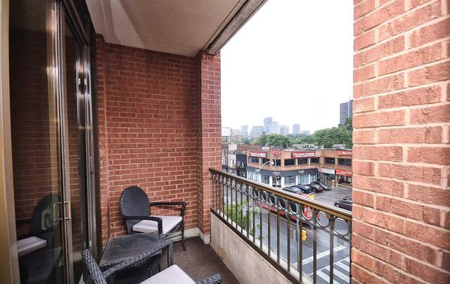 405 - 2 Roxborough St E, Condo with 1 bedrooms, 1 bathrooms and 1 parking in Toronto ON | Image 9