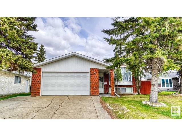 3215 85 St Nw, House detached with 5 bedrooms, 3 bathrooms and null parking in Edmonton AB | Card Image