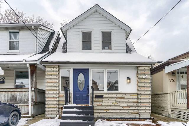 70 Marlow Ave, House detached with 2 bedrooms, 3 bathrooms and 1 parking in Toronto ON | Image 27